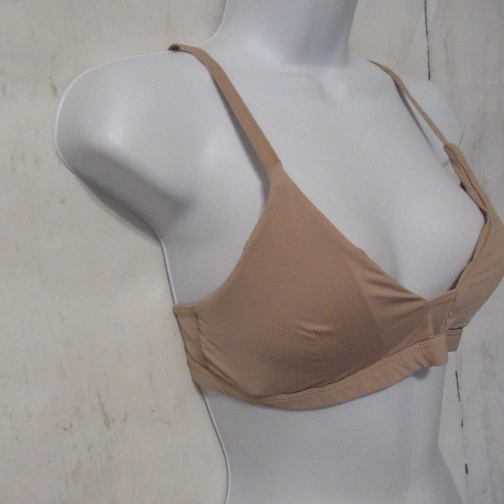 Pepper Bra M Beige Tan Wirefree Scoop Wireless Back Closure